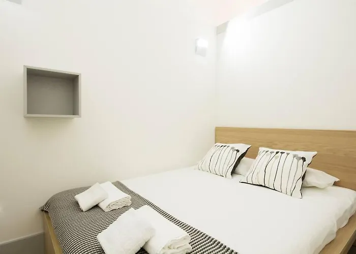 Ohh - Santo Ildefonso Flat *